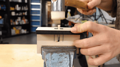 De Hamerverbinding. Een nieuwe laserbare no-screw-no-glue houtverbinding