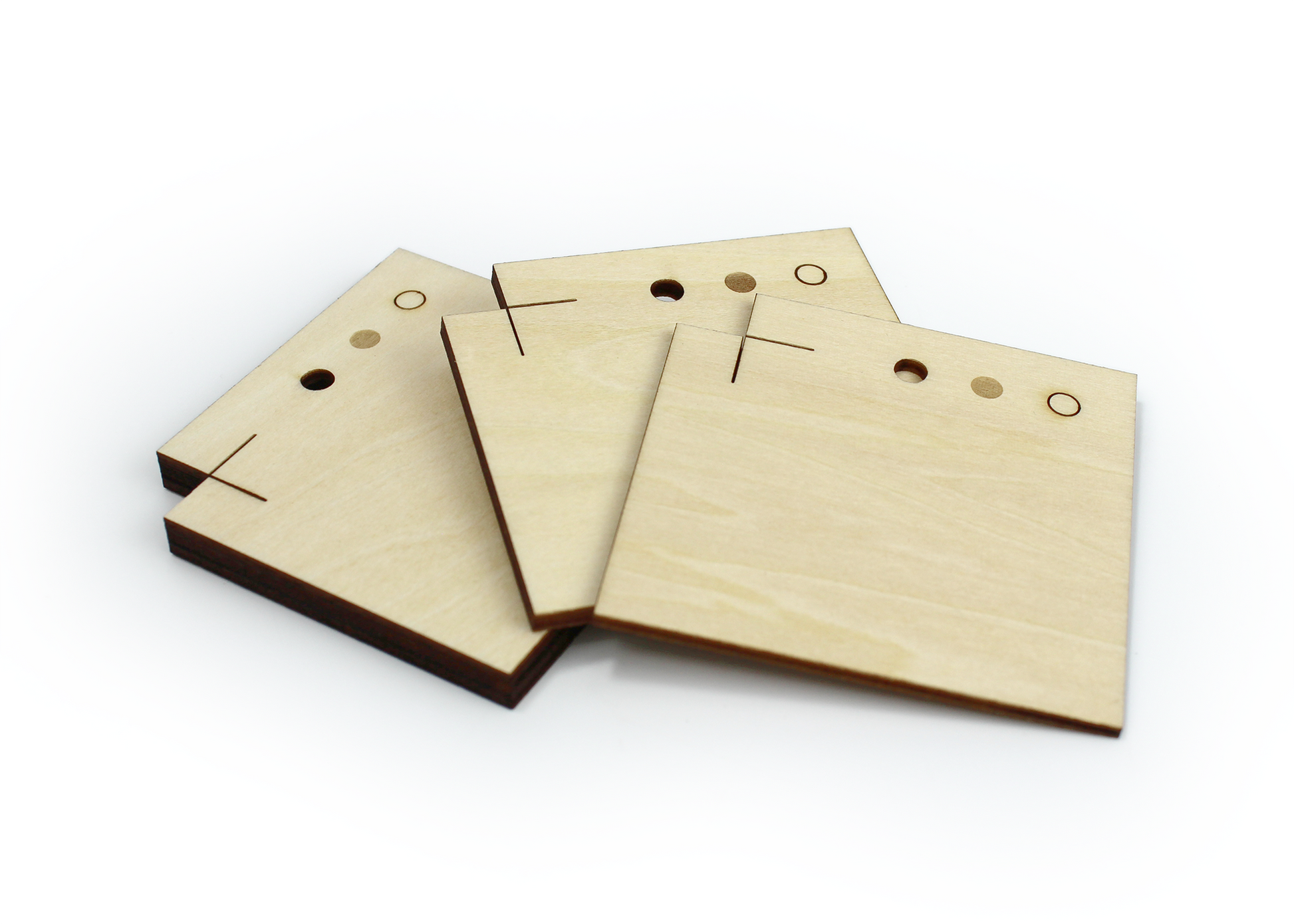 Lindehout basswood samples in 3 diktes voor laser cutting